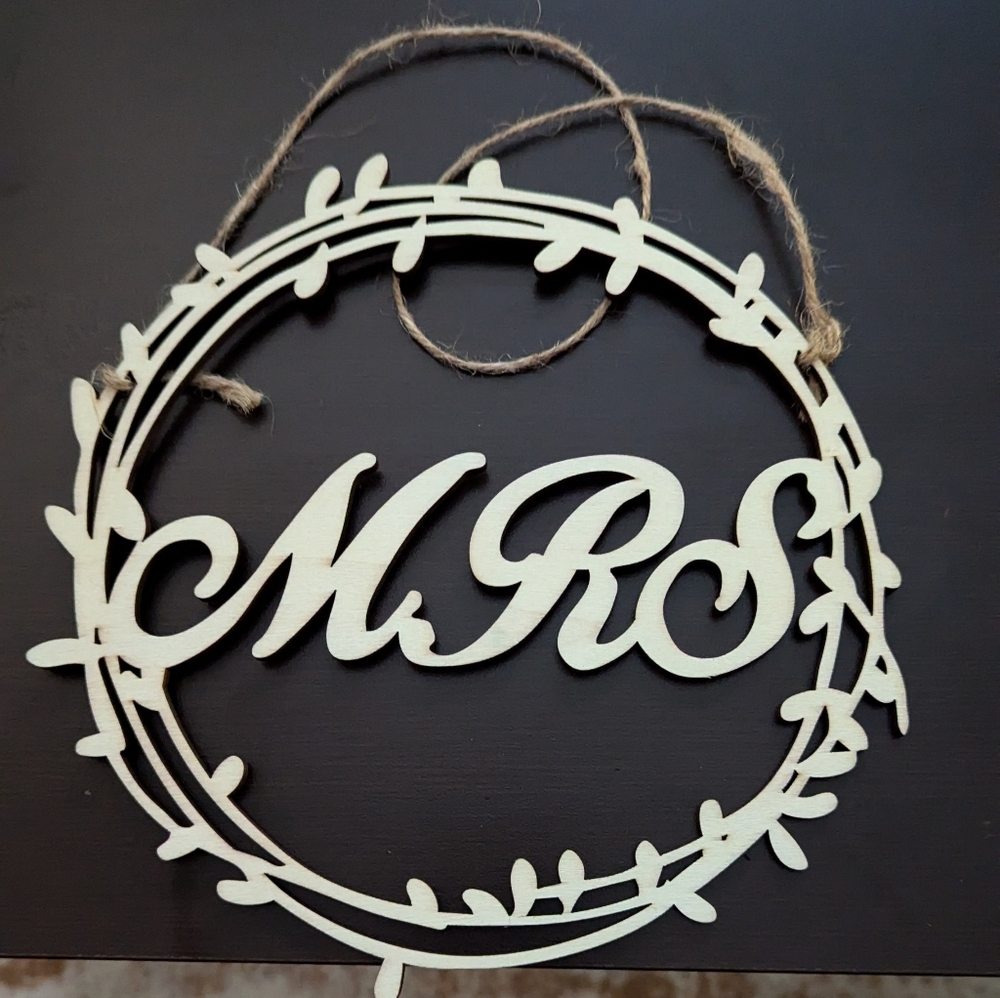 "Mrs" wooden sign